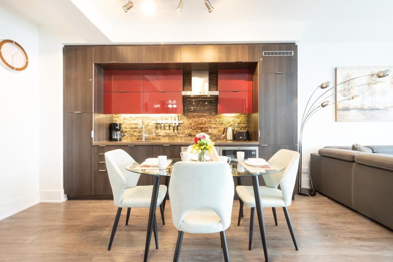 Bright Condo In The Heart Of Toronto Exterior foto